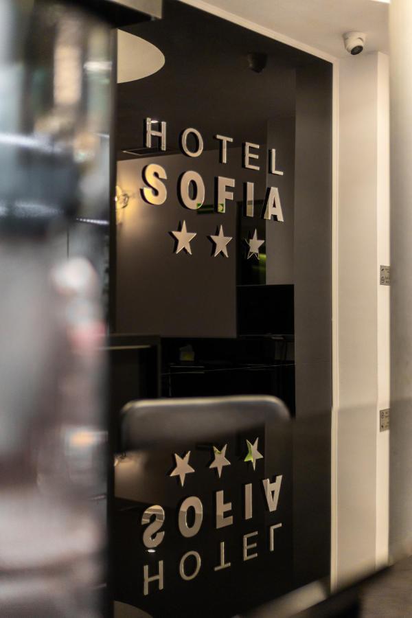 Hotel Sofia By The Railway Station Wroclaw Exterior photo