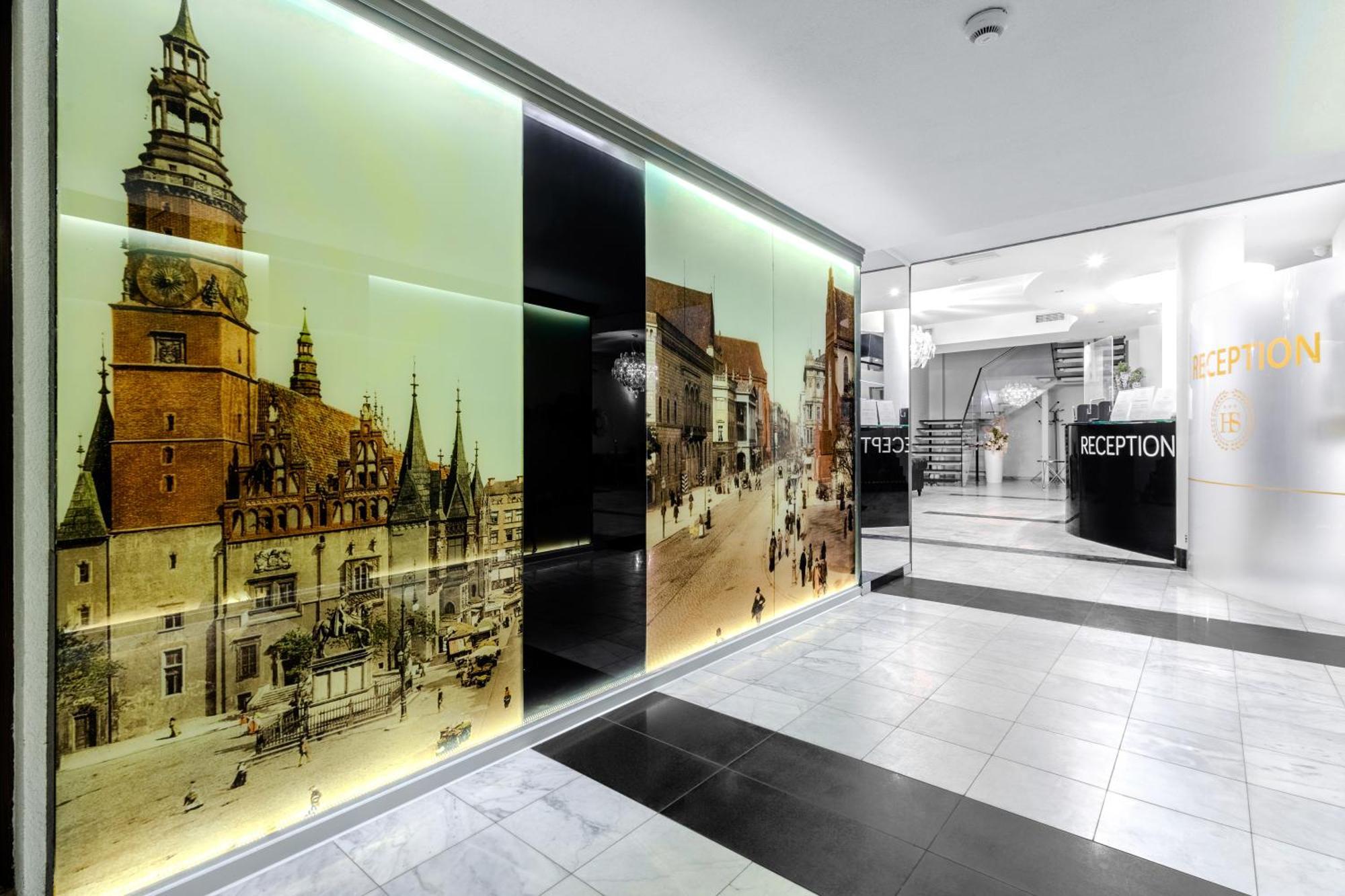Hotel Sofia By The Railway Station Wroclaw Exterior photo